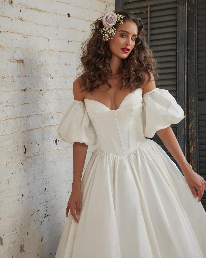 123250 princess ball gown wedding dress with sweetheart neckline1